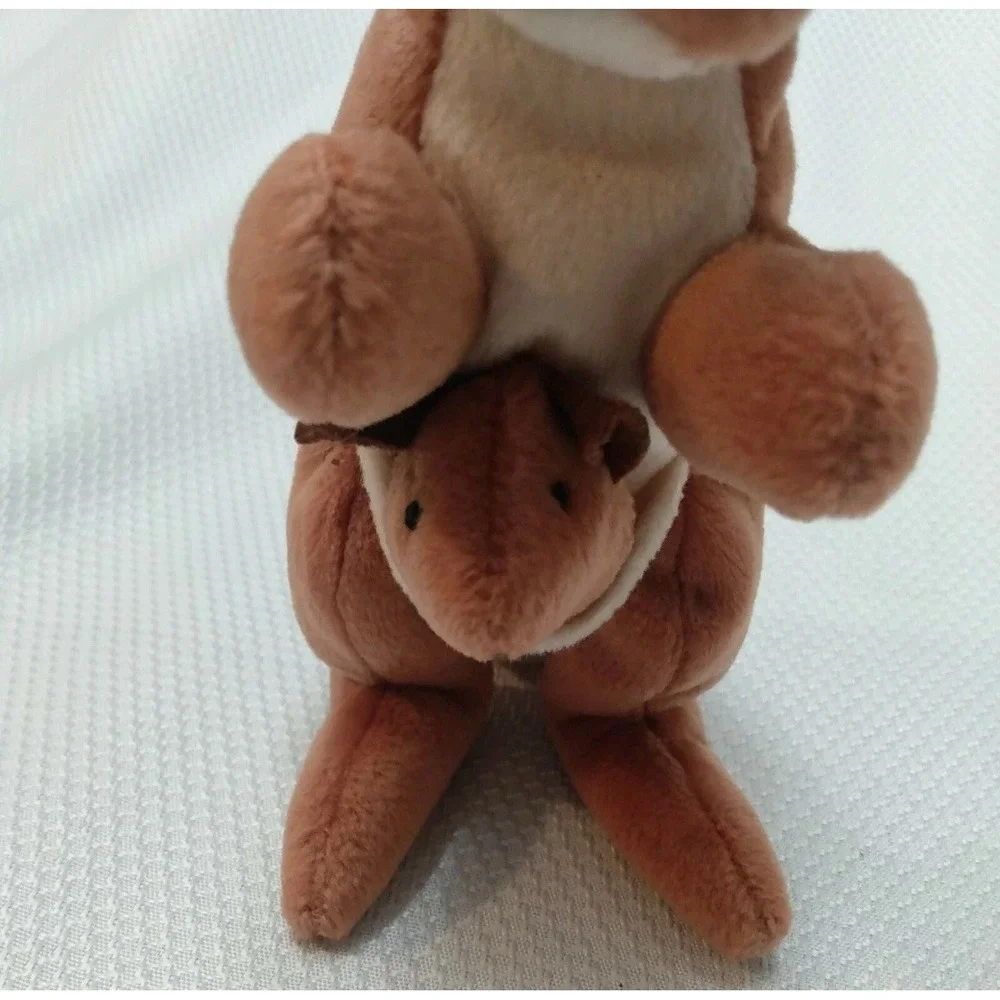Ty Beanie Babies Pouch the kangaroo‎ retired 1996 excellent condition